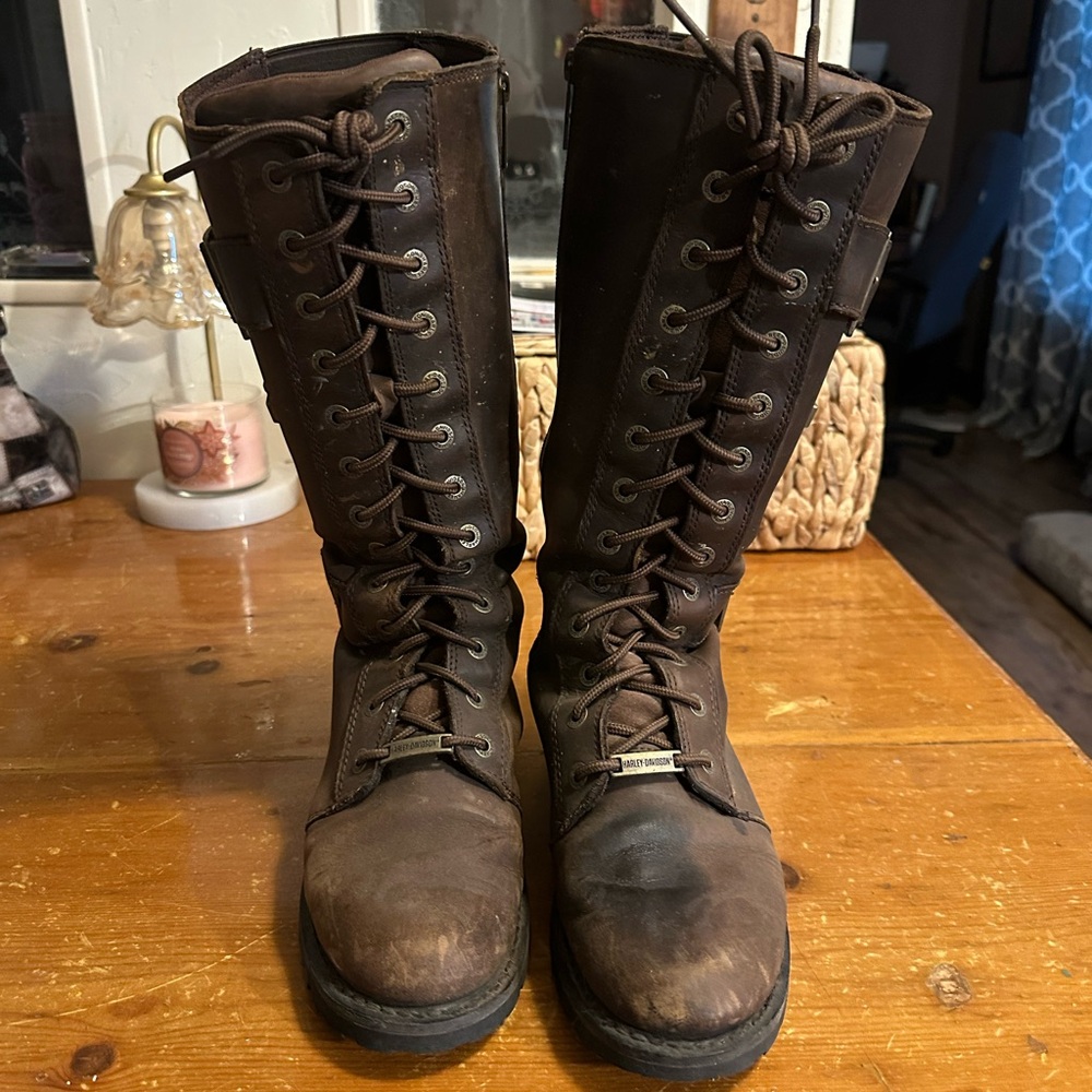 Women’s Harley Davidson brown leather knee high lace up/side zipper riding boots